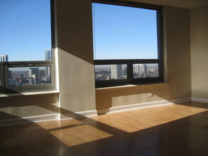 440 N Wabash Ave, Unit 2503 in Chicago, IL - Building Photo - Building Photo