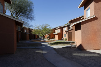 Thunderbird Apartments in Mecca, CA - Building Photo - Building Photo