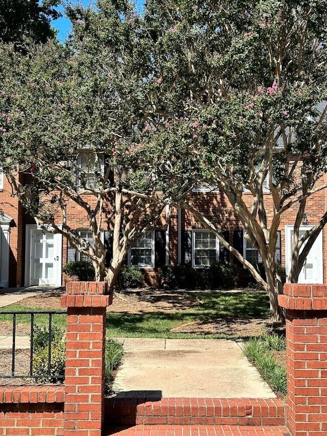 property at 305 Hanover Arms Ct