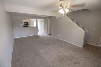 4006 Snowy Owl Dr in Columbia, MO - Building Photo - Building Photo