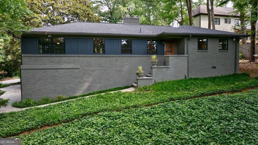 776 Windsor Parkway in Sandy Springs, GA - Building Photo