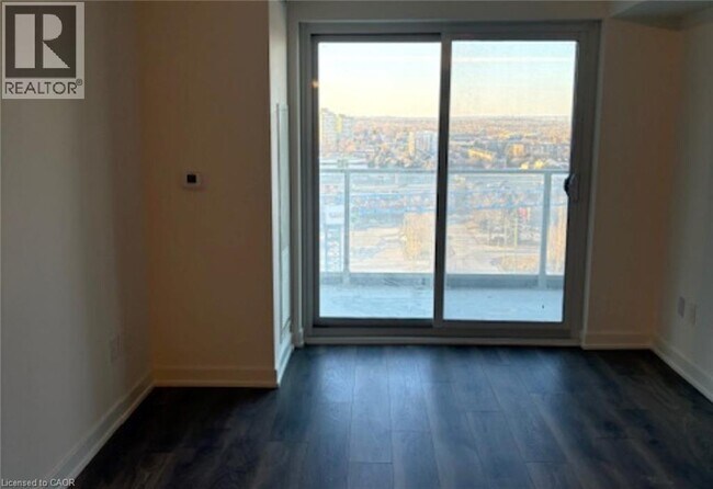 1010 Sandy Beach Rd in Pickering, ON - Building Photo - Building Photo