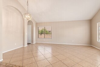 3280 E Ford Ave in Gilbert, AZ - Building Photo - Building Photo