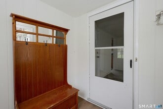 121 Westport Rd in Wilton, CT - Building Photo - Building Photo