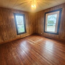 124 Kentucky Ave in Danville, IL - Building Photo - Building Photo