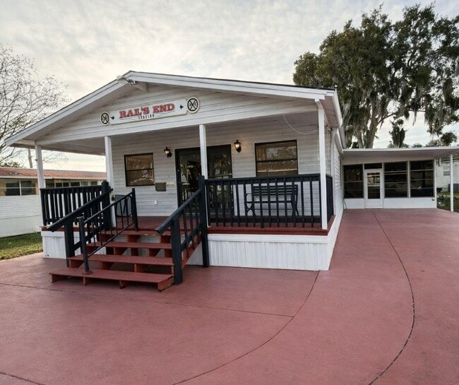 property at 7246 FL-44