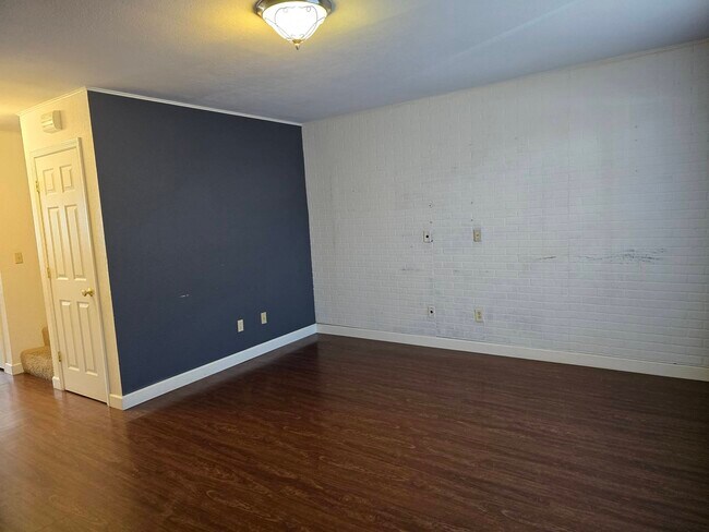 401 Country Villa Ln in St. Robert, MO - Building Photo - Building Photo