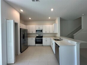 2655 Sunray Venus Wy in Ruskin, FL - Building Photo - Building Photo