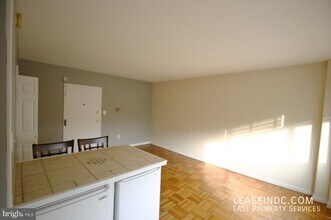5315 Connecticut Ave NW in Washington, DC - Building Photo - Building Photo