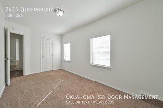 2416 Queensbury Rd in Moore, OK - Building Photo - Building Photo