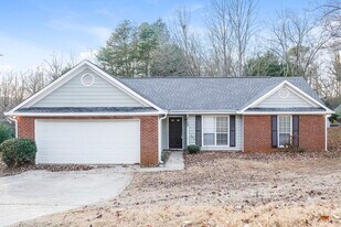 5709 Rex Mill Dr in Rex, GA - Building Photo