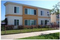 Hoover Apartments in Orange, CA - Foto de edificio - Building Photo