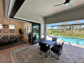 9260 Cormorant Dr in Naples, FL - Building Photo - Building Photo