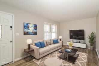 3276 Elm St in College Park, GA - Building Photo - Building Photo