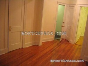 115 Kilsyth Rd in Boston, MA - Foto de edificio - Building Photo