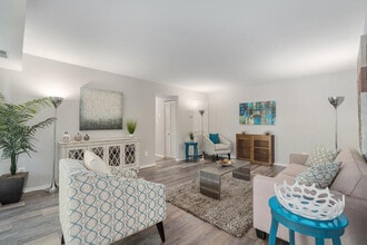 South Port in Alexandria, VA - Building Photo - Building Photo