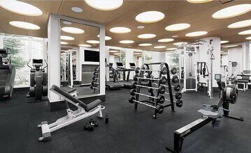 210 Warren St in New York, NY - Building Photo - Building Photo