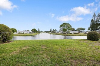 72 Monaco Ct in Delray Beach, FL - Building Photo - Building Photo