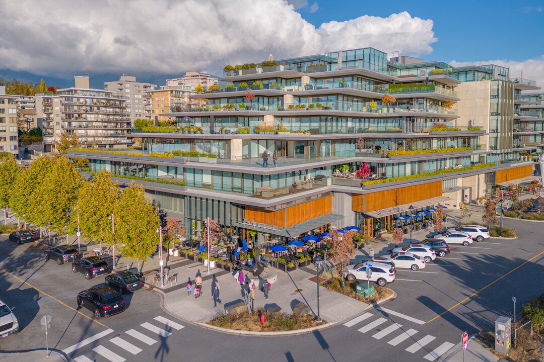 Phase I in West Vancouver, BC - Building Photo