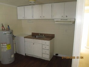 806 W Lincoln Ave in Albany, GA - Building Photo - Building Photo