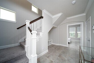 2011 Royal Landing Dr in Houston, TX - Building Photo - Building Photo