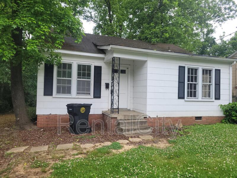 717 W Wheeler St Rentals in Dyersburg, TN