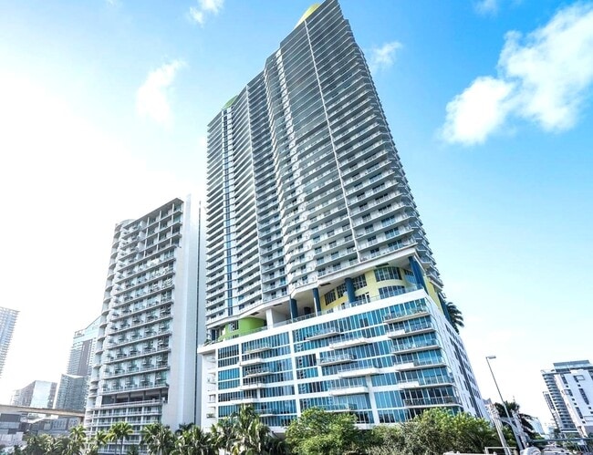 property at 185 SW 7th St