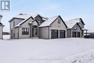 104 Jefferson St in Lucan Biddulph, ON - Building Photo - Building Photo