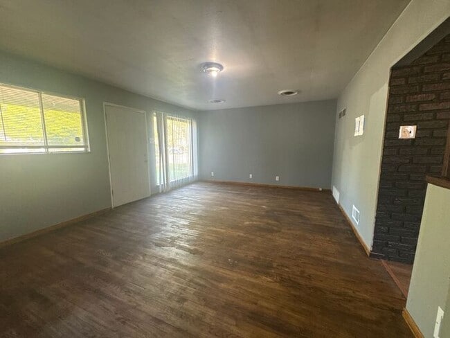 10524 Durness Dr in St. Louis, MO - Building Photo - Building Photo