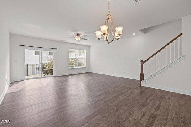 1033 Heartstone Wy, Unit 403-Rm2 in Durham, NC - Building Photo - Building Photo