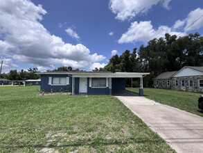 1310 N Combee Rd in Lakeland, FL - Building Photo - Building Photo