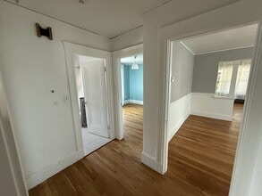 135 Mills St in Malden, MA - Building Photo - Building Photo