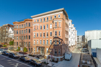 The Hillside in Washington, DC - Building Photo - Primary Photo