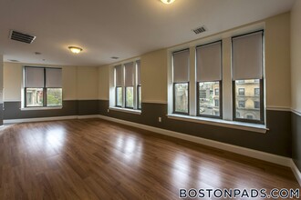 1126 Boylston St in Boston, MA - Building Photo - Building Photo