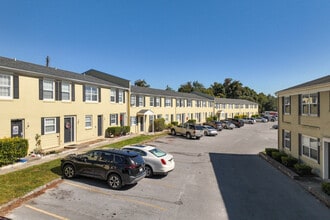 Pelican Bay Apartment Homes in Panama City, FL - Foto de edificio - Building Photo