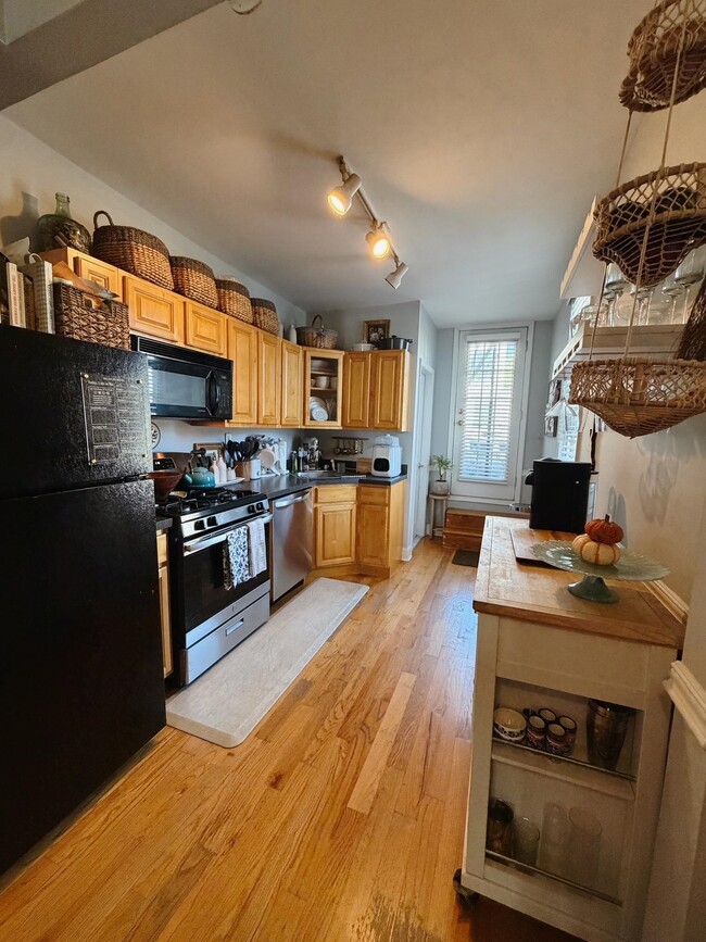 314 4th St in Jersey City, NJ - Building Photo - Building Photo