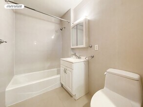 150 W 111th St in New York, NY - Building Photo - Building Photo