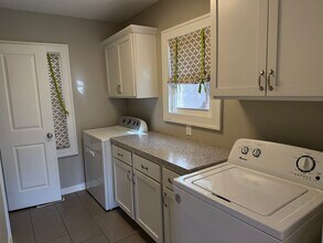 852 Orlando Ave SE in Grand Rapids, MI - Building Photo - Building Photo