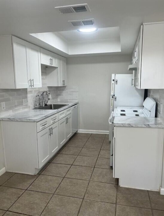 4407 Teri Rd in Austin, TX - Building Photo