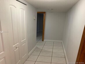 9420 W Flagler St-Unit -212 in Miami, FL - Building Photo - Building Photo