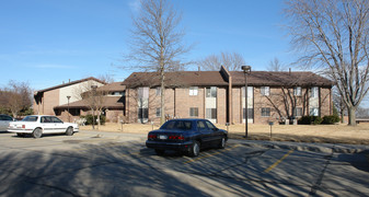 301 Cedardale Rd Apartamentos