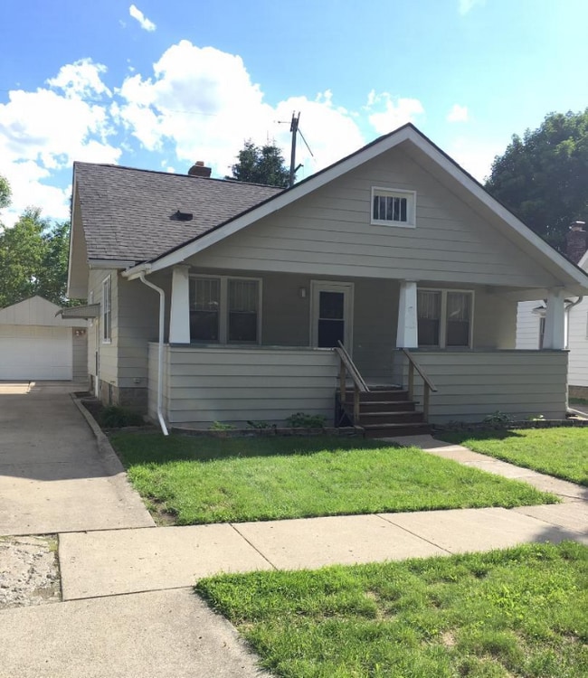 2547 Altoona St in Flint, MI - Foto de edificio - Building Photo