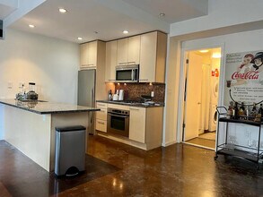 35 Fay St, Unit 314 in Boston, MA - Building Photo - Building Photo