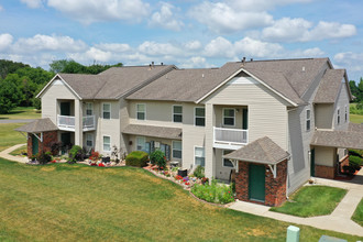 Cambridge Terrace in Mt. Pleasant, MI - Foto de edificio - Building Photo