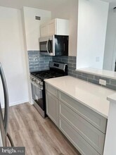 10500 ROCKVILLE PIK in Rockville, MD - Building Photo - Building Photo