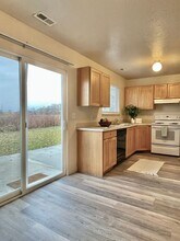 407 Downs Dr in Ogden, UT - Building Photo - Building Photo