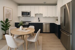 24 Mt Pleasant St in Somerville, MA - Building Photo