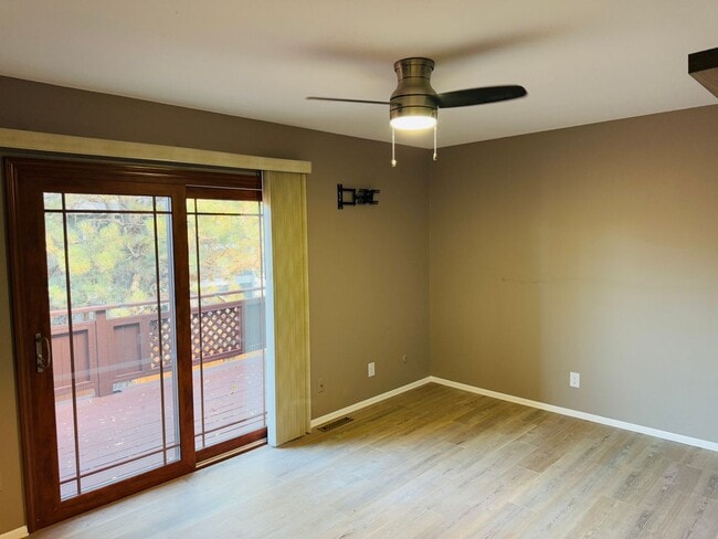 property at 1541 Wyoming Ave