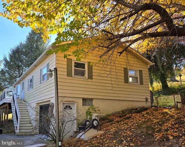 property at 1207 Deer Creek Church Rd