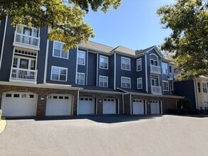 Legacy Ballantyne Apartments in Charlotte, NC - Foto de edificio - Building Photo